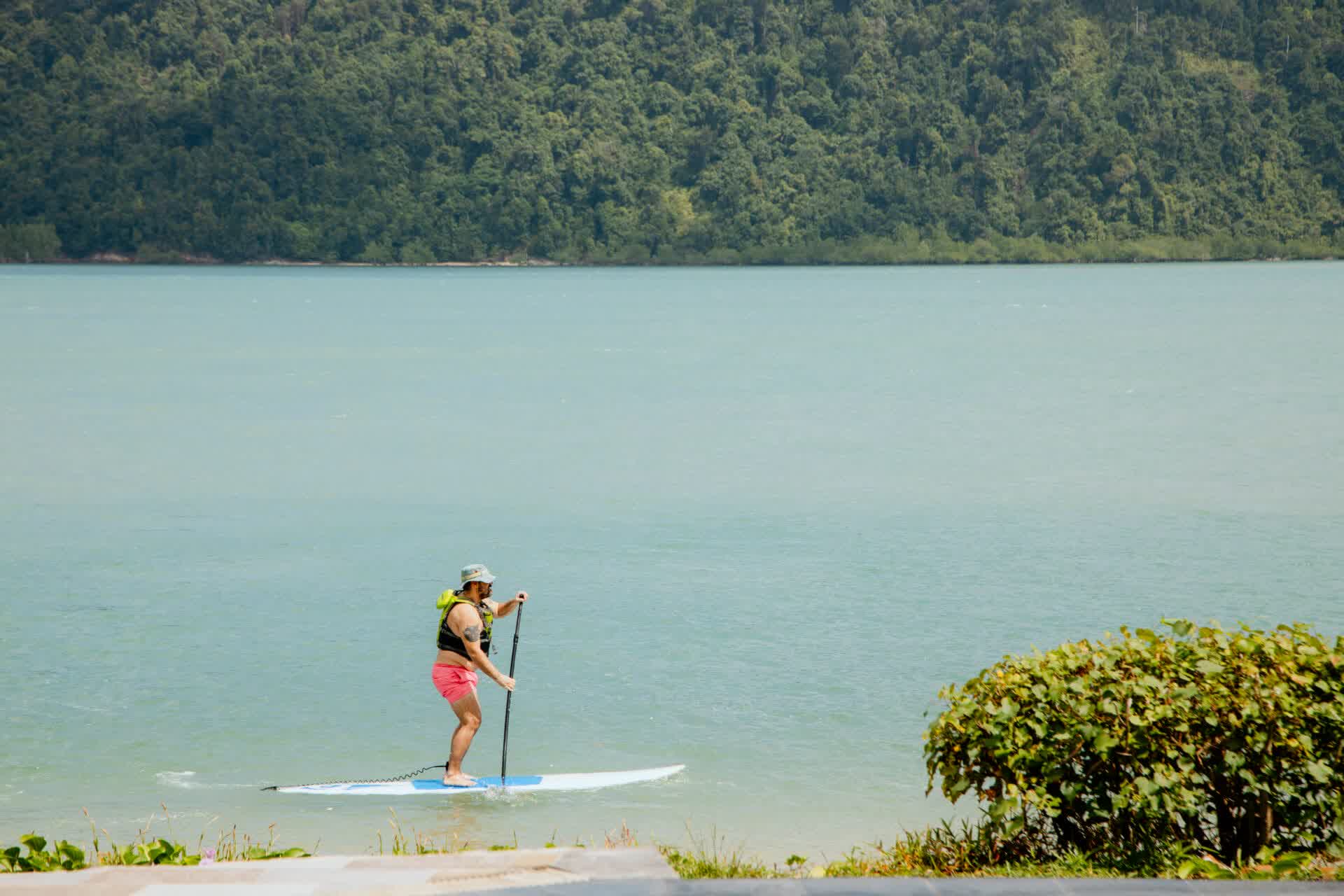 Formula 1 Singapore Grand Prix 2025 Over? Escape to a Private Island Resort Near Singapore