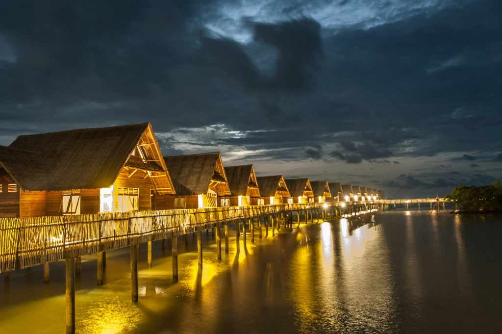 Telunas Resorts Ocean Villas at Night