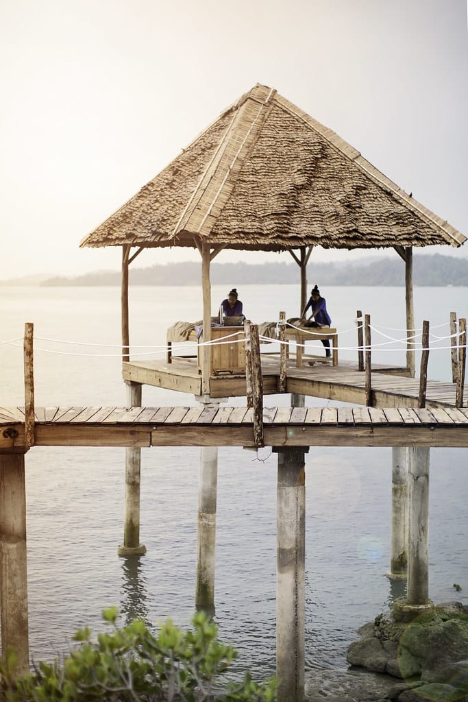 overwater massage